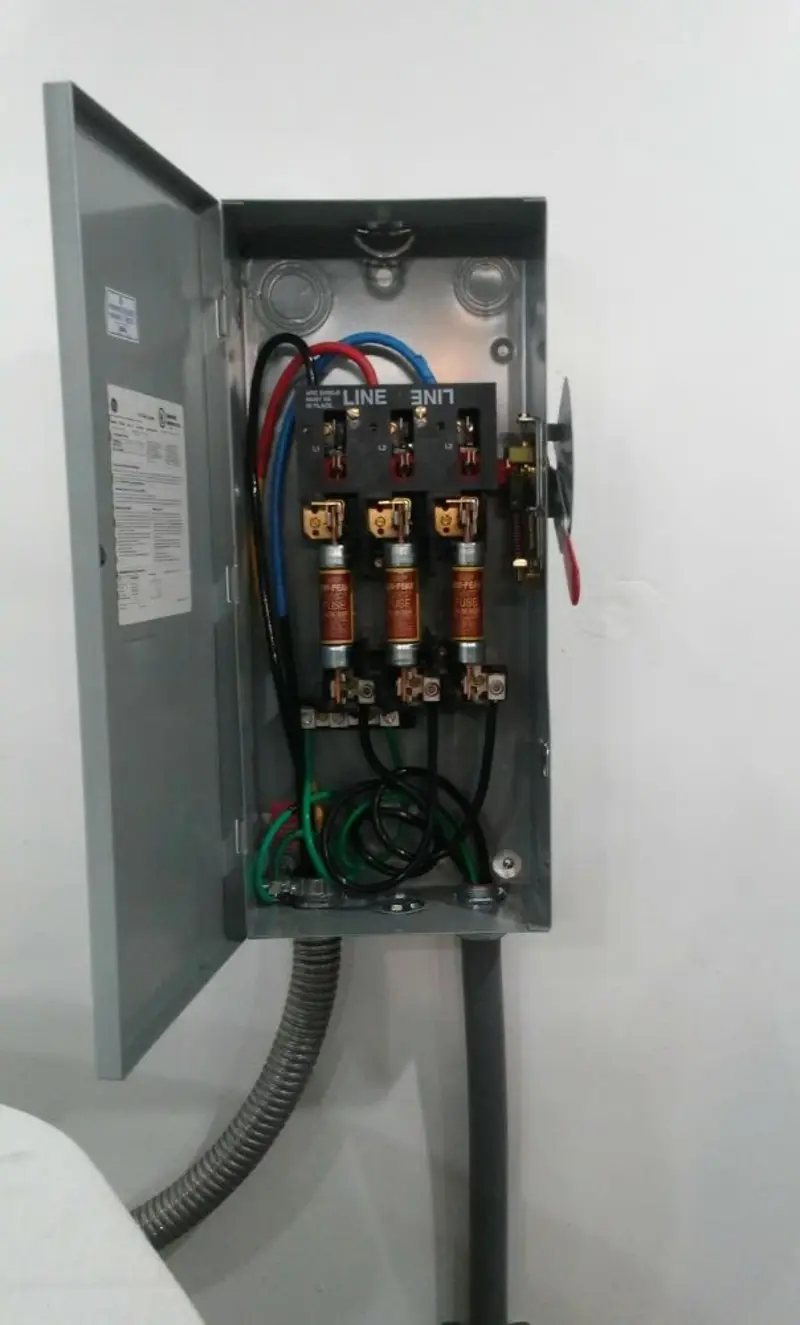 Three-phase disconnect switch installed for Smoke Detector Installation in Lynnfield